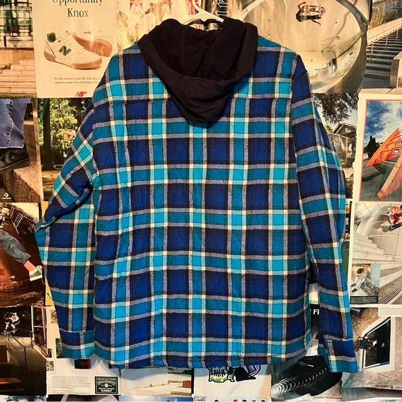 OP Blue Plaid Flannel Men's Jacket Quilt Lined Jacket Large - Picture 2 of 3